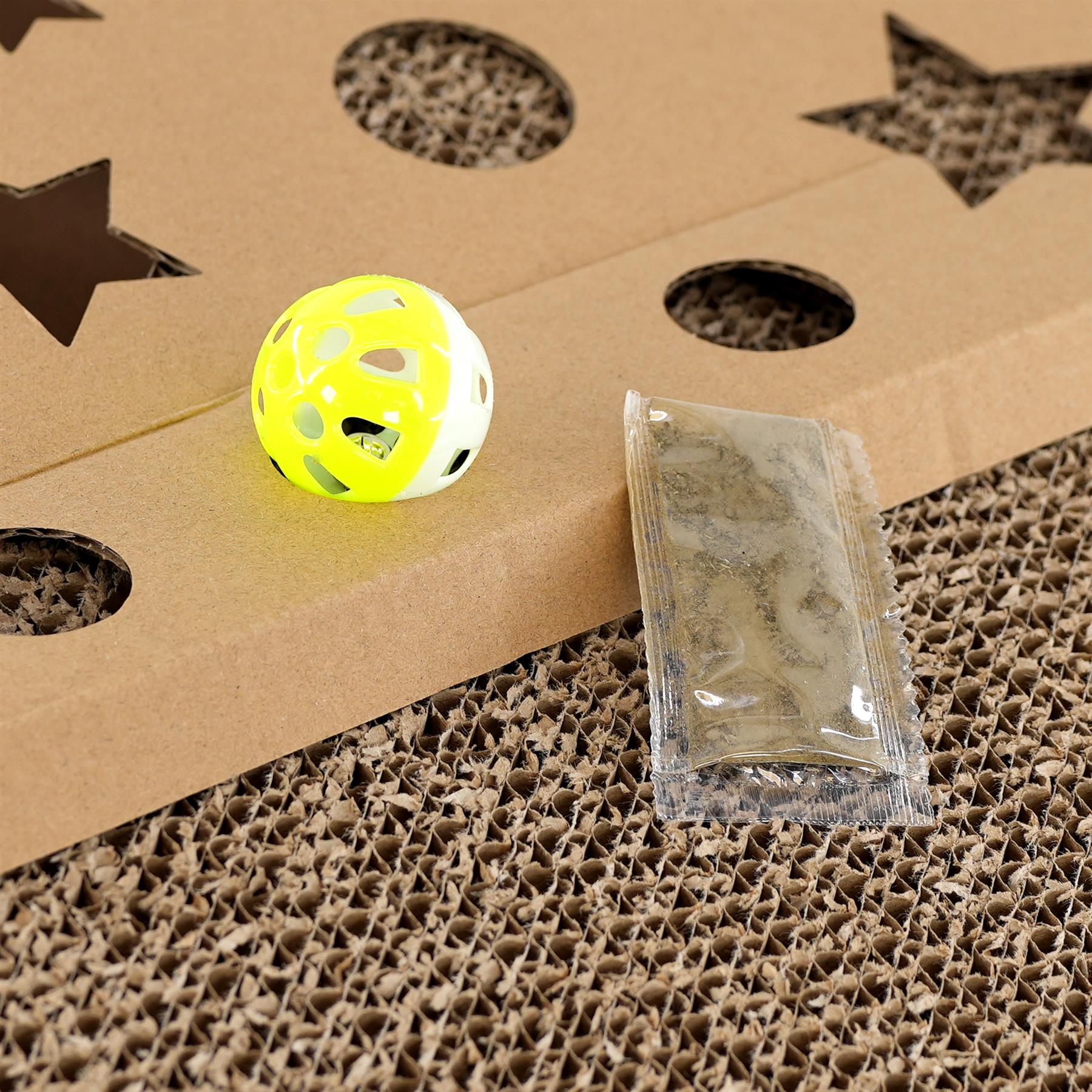 Cat Box Scratching Pad With Catnip & Toy Ball by GEEZY - The Magic Toy Shop