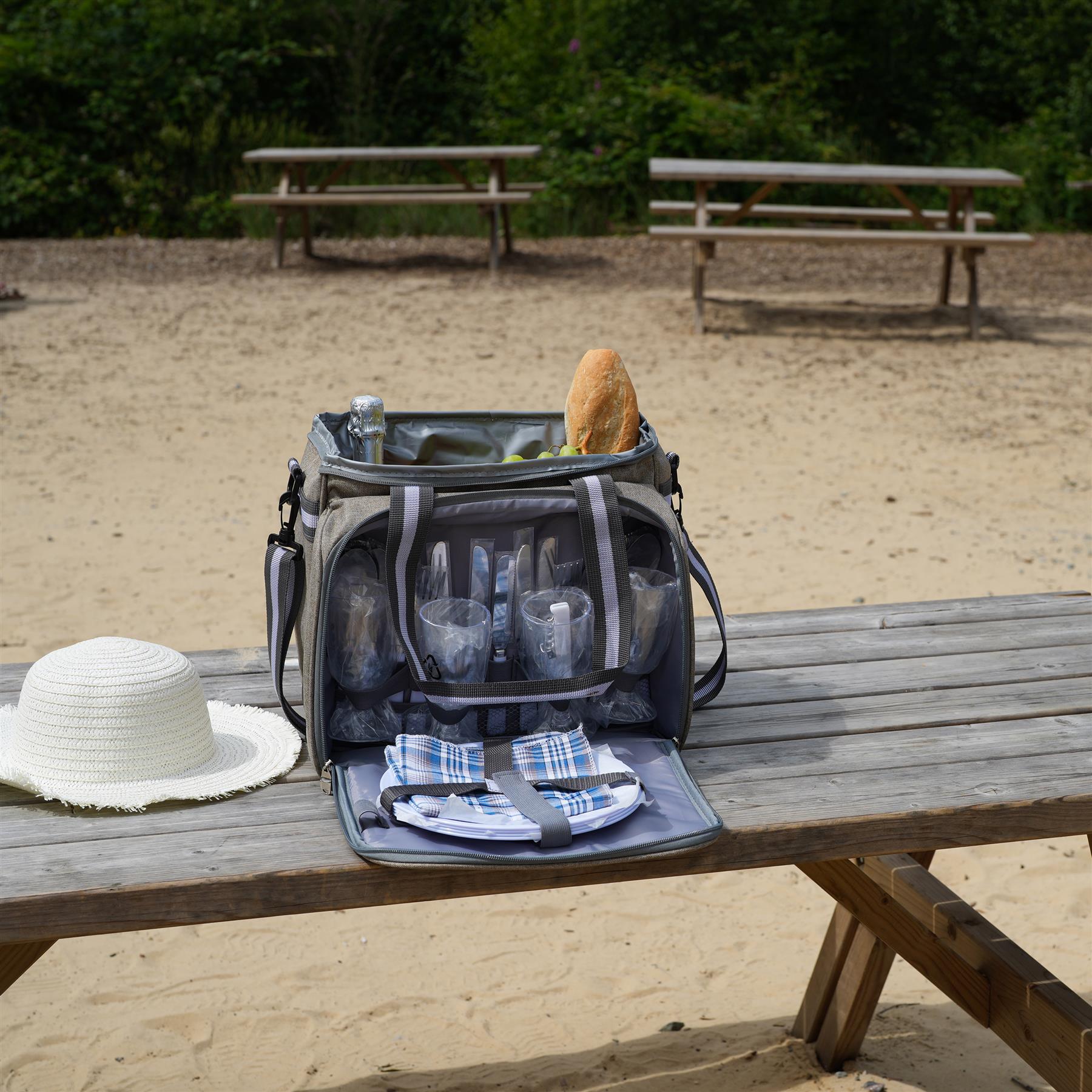 4 Person Picnic Hamper Bag by GEEZY - The Magic Toy Shop