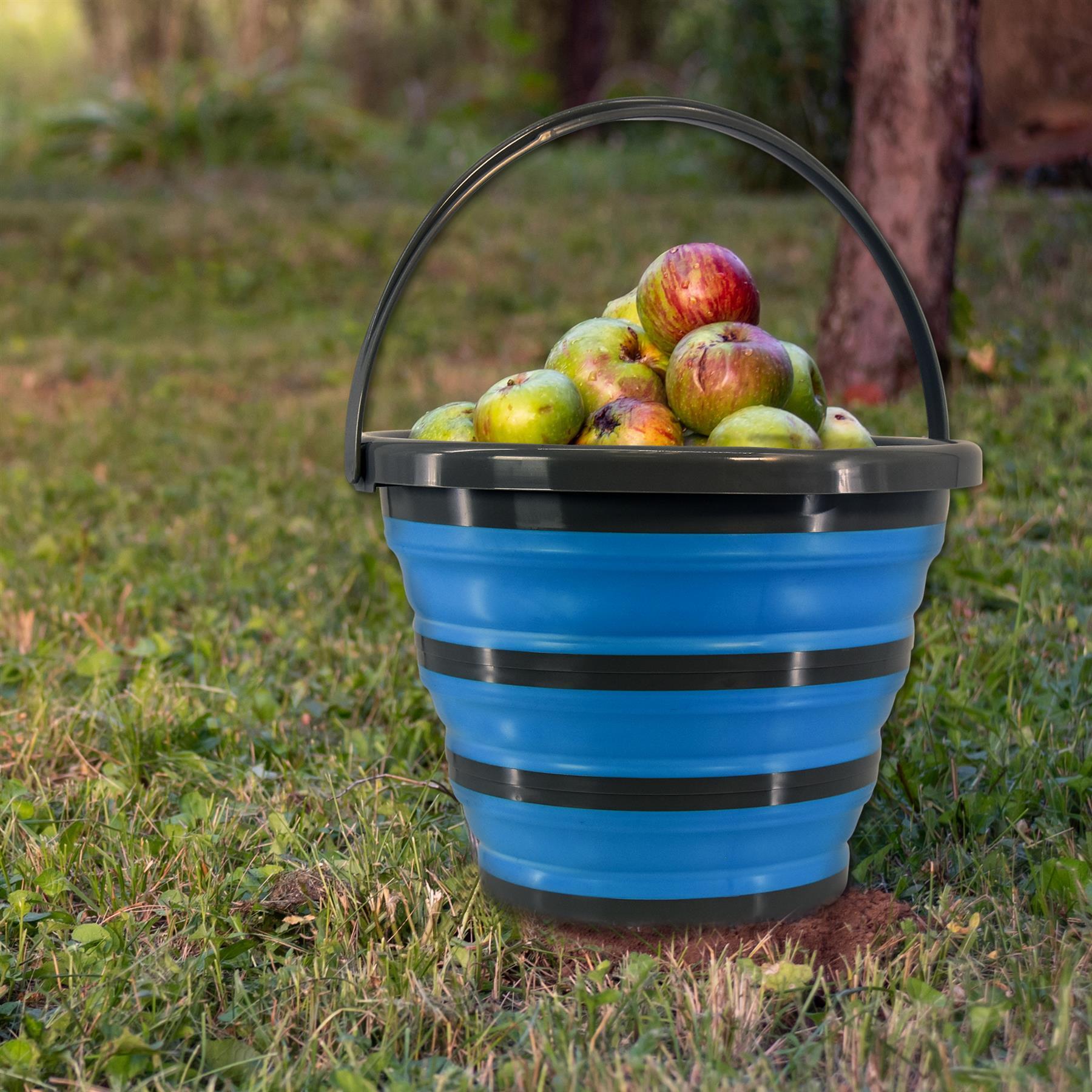 Folding Collapsible Bucket by Geezy - The Magic Toy Shop