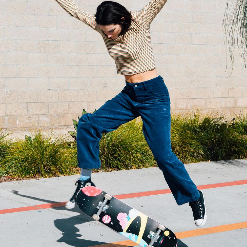 Impala Saturn 8.25" Complete Skateboard by GEEZY - The Magic Toy Shop