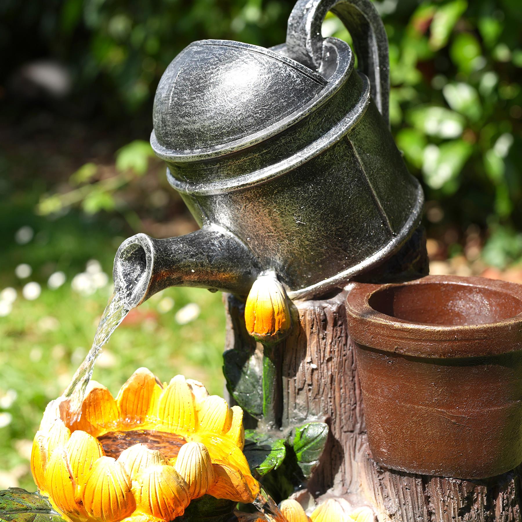 Sunflower Solar Water Feature Outdoor With LED by GEEZY - The Magic Toy Shop