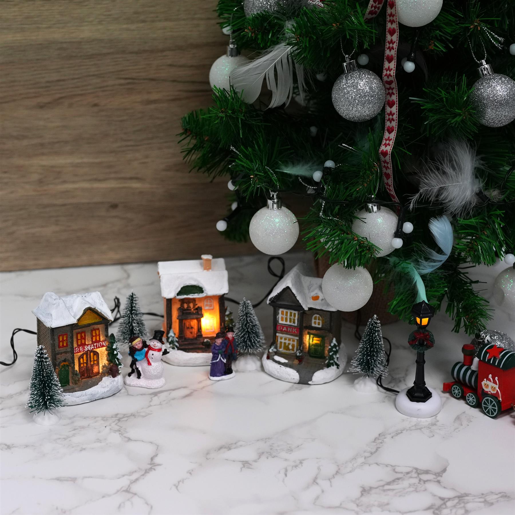 10pc Christmas Village Set by The Magic Toy Shop - The Magic Toy Shop