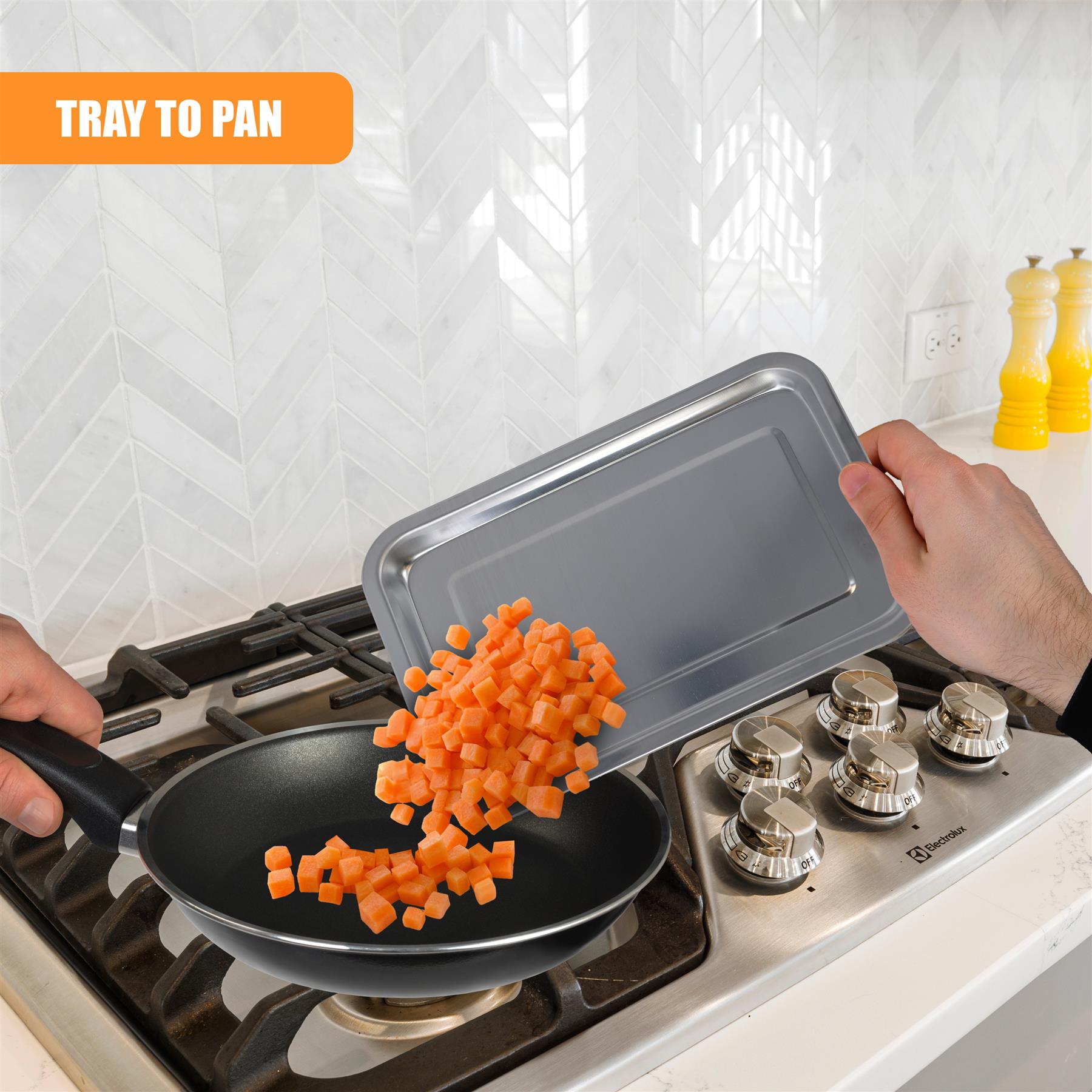 Bamboo Chopping Board with Stainless Steel Tray by GEEZY - The Magic Toy Shop