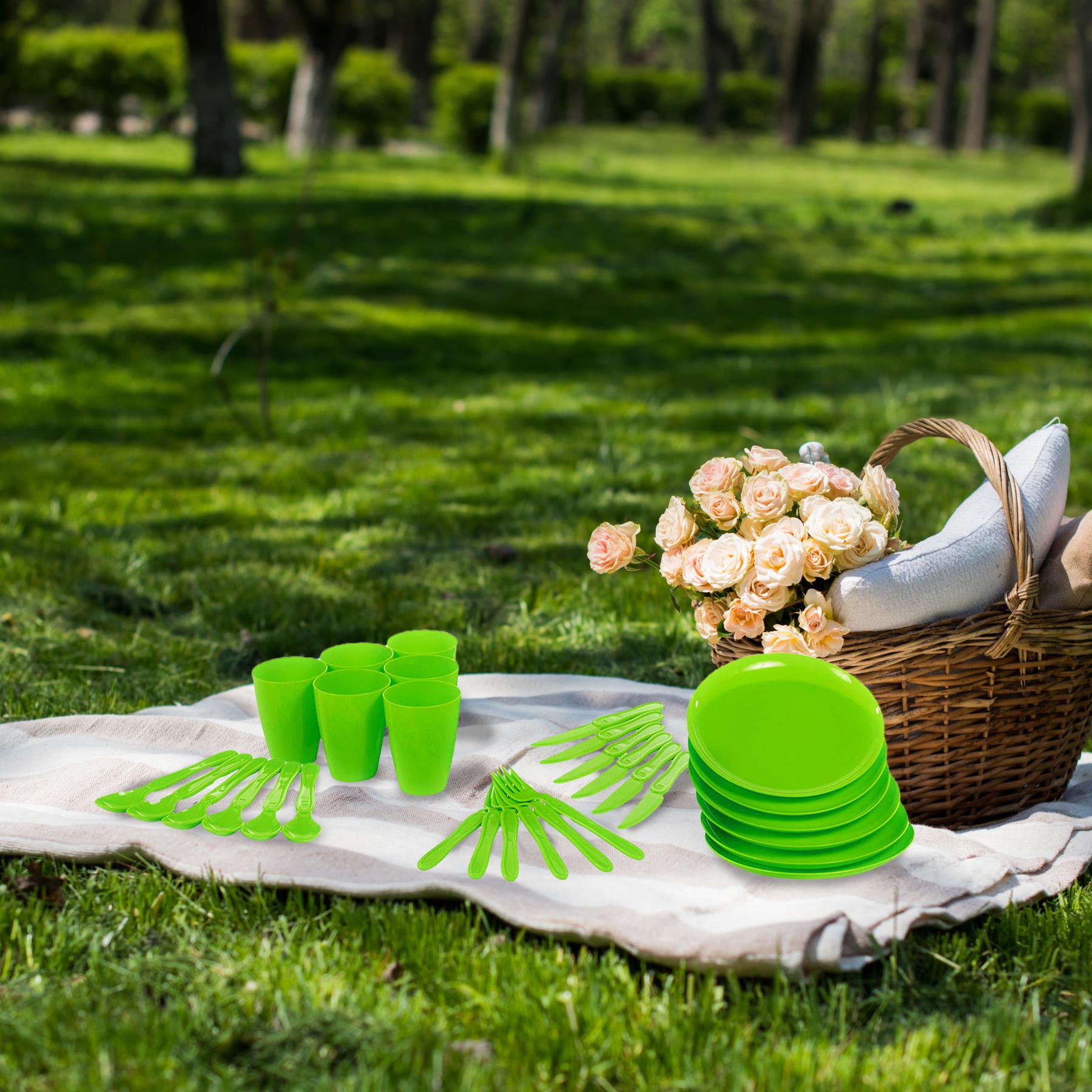 Green Camping Set For Six 31 Pieces by GEEZY - The Magic Toy Shop