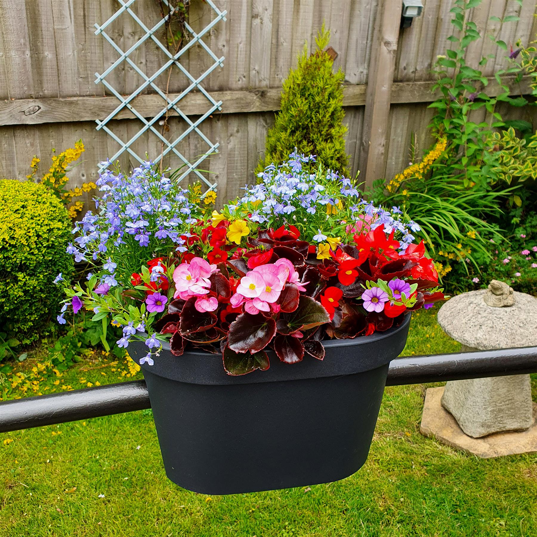 Flower Bridge Hanging Planter Plant Pot by Geezy - The Magic Toy Shop