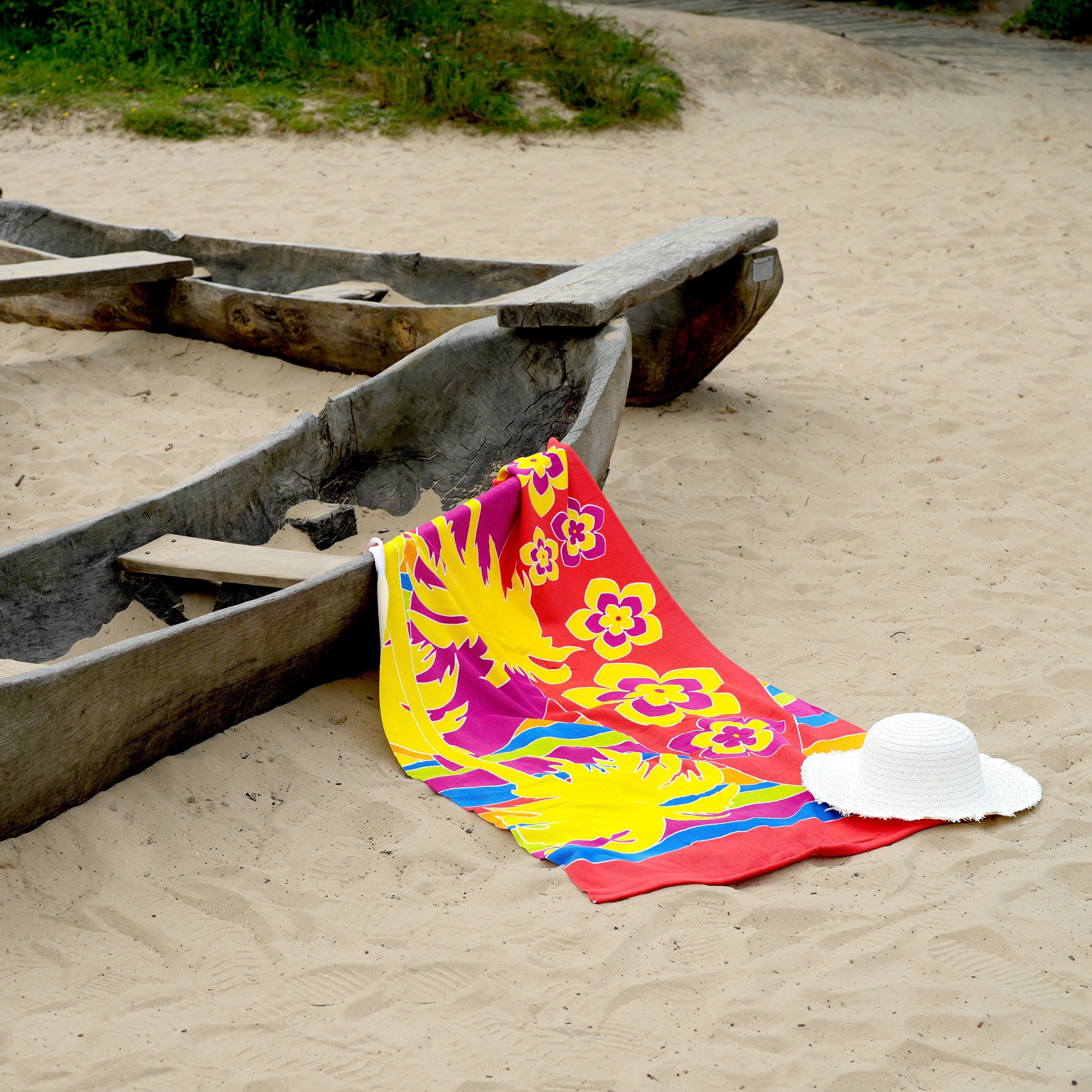 Microfiber Palm Trees Design Beach Towel by Geezy - The Magic Toy Shop