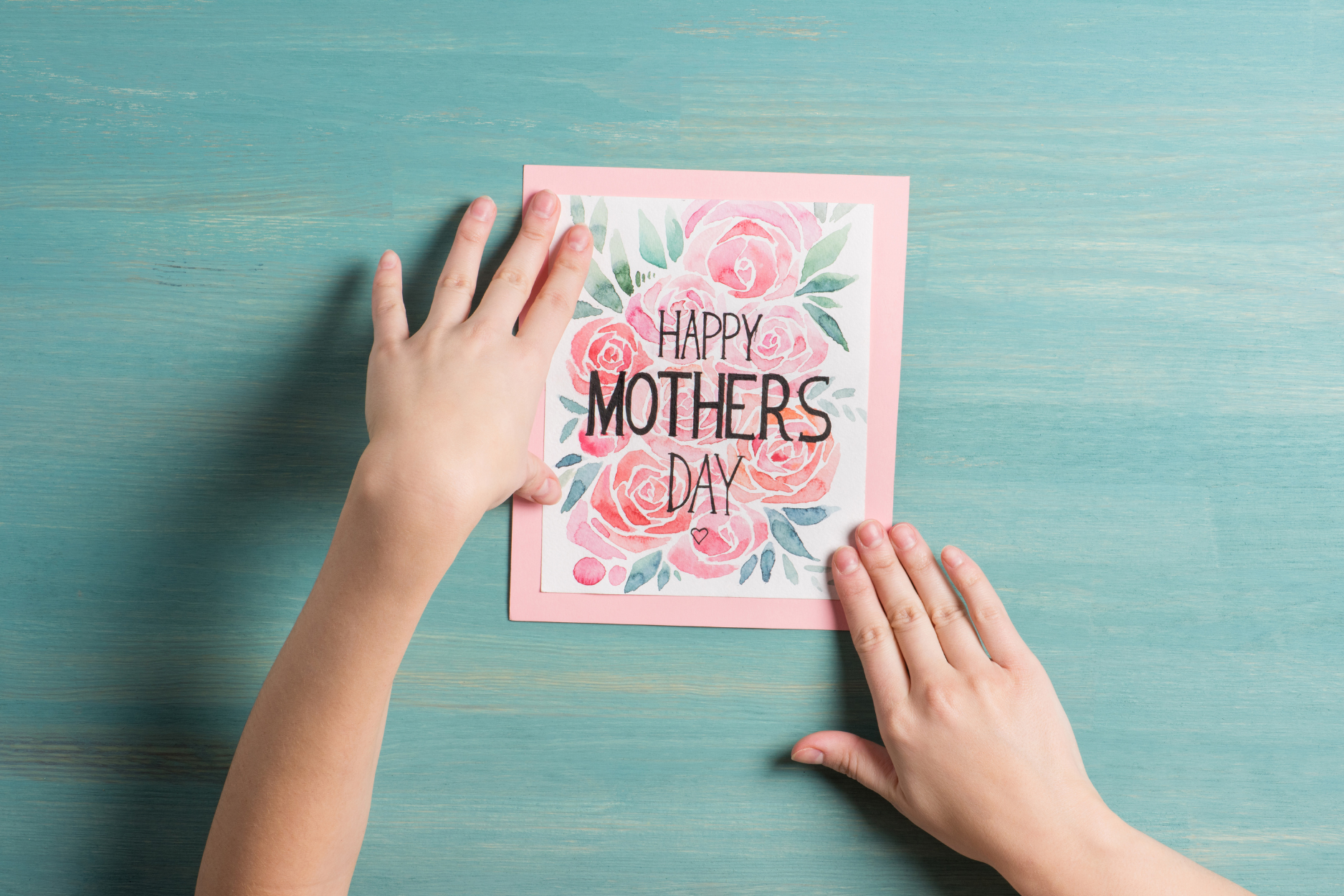 Celebrating Mother's Day in the UK: History, Traditions, and Gift Ideas