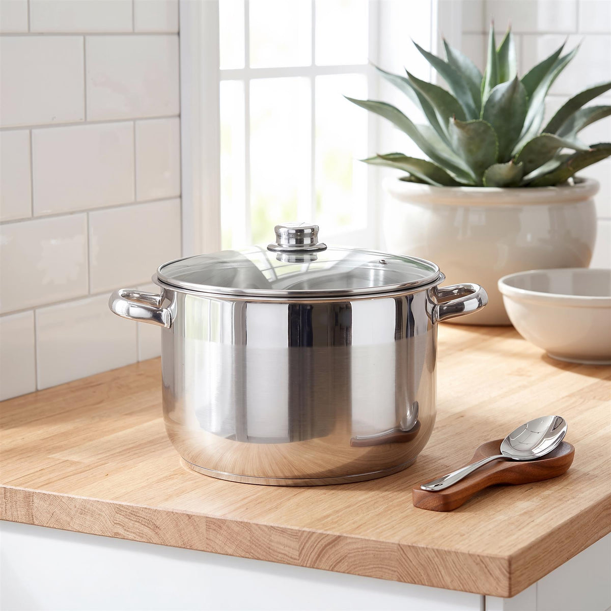 Stainless Steel Stock Pot with Lid - 7.5 L