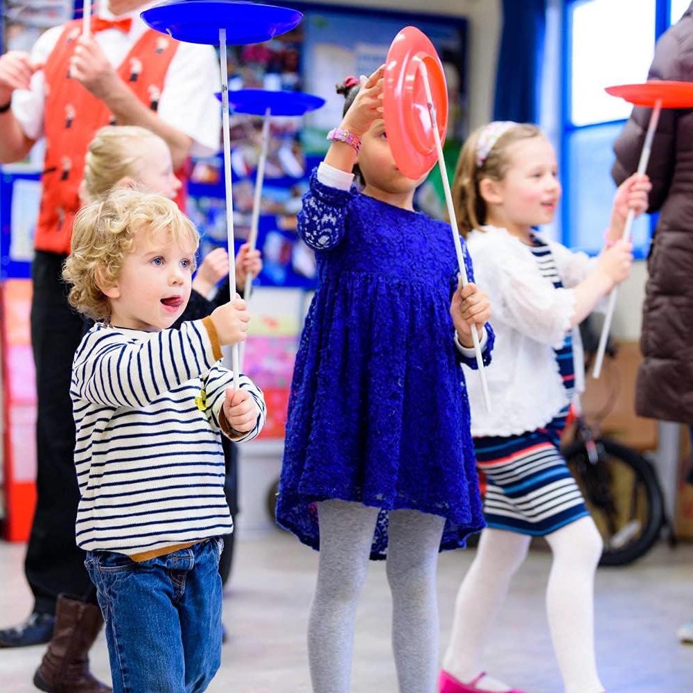 The Magic Toy Shop The Magic Toy Shop Spinning Plates Set