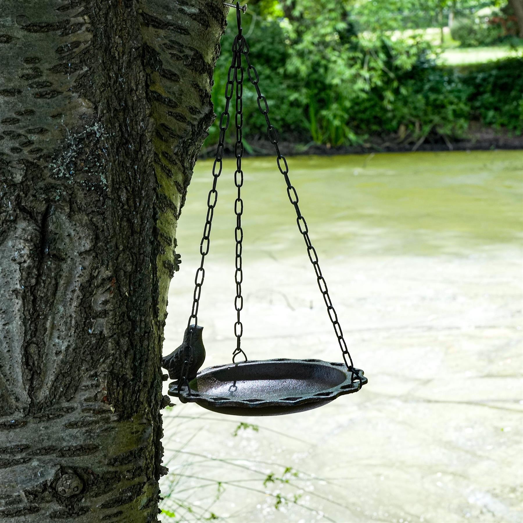 GEEZY Hanging Bird Bath