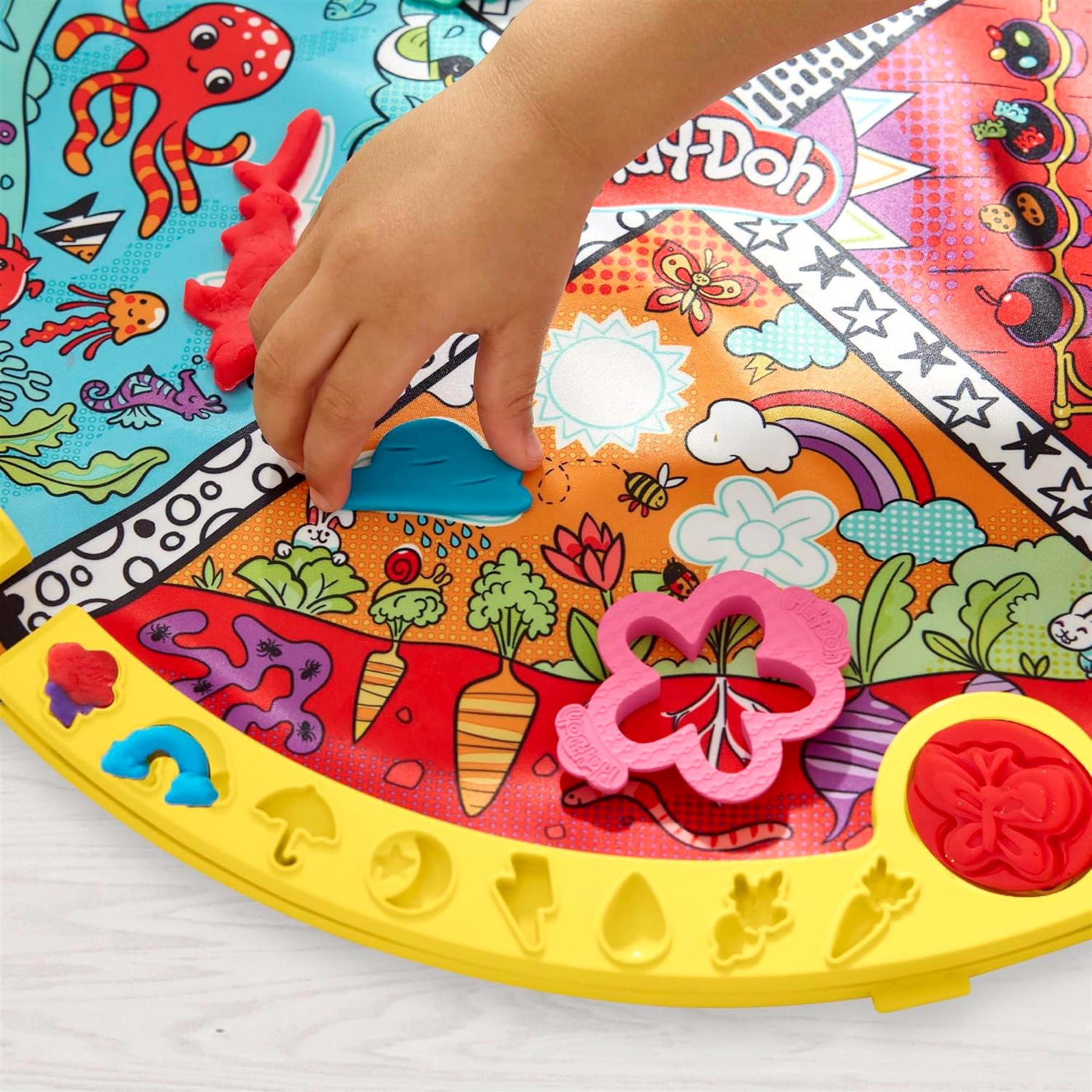 Play-Doh Fold 'N Go Playmat Set