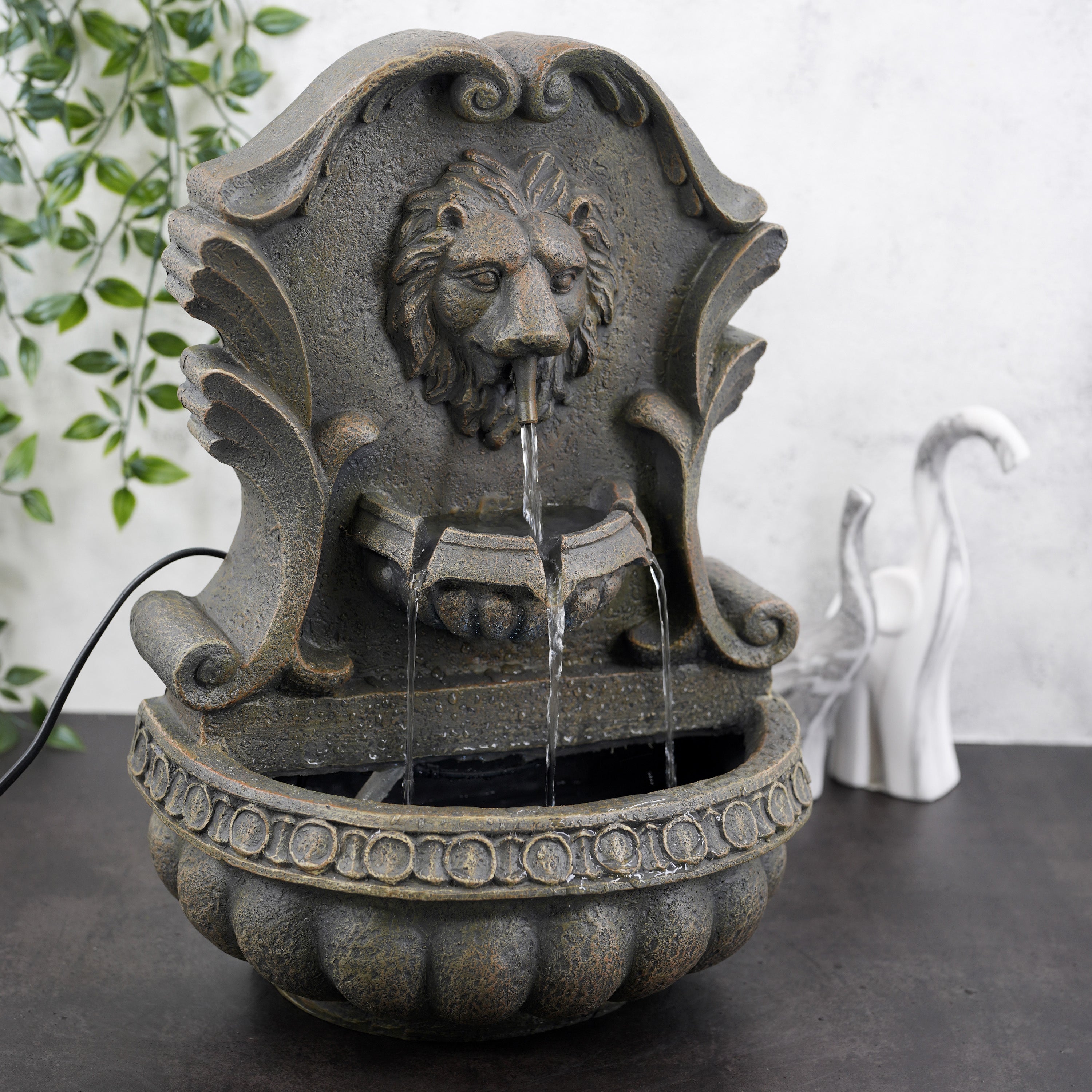 GEEZY Water Feature Lion Water Feature With Led Lights