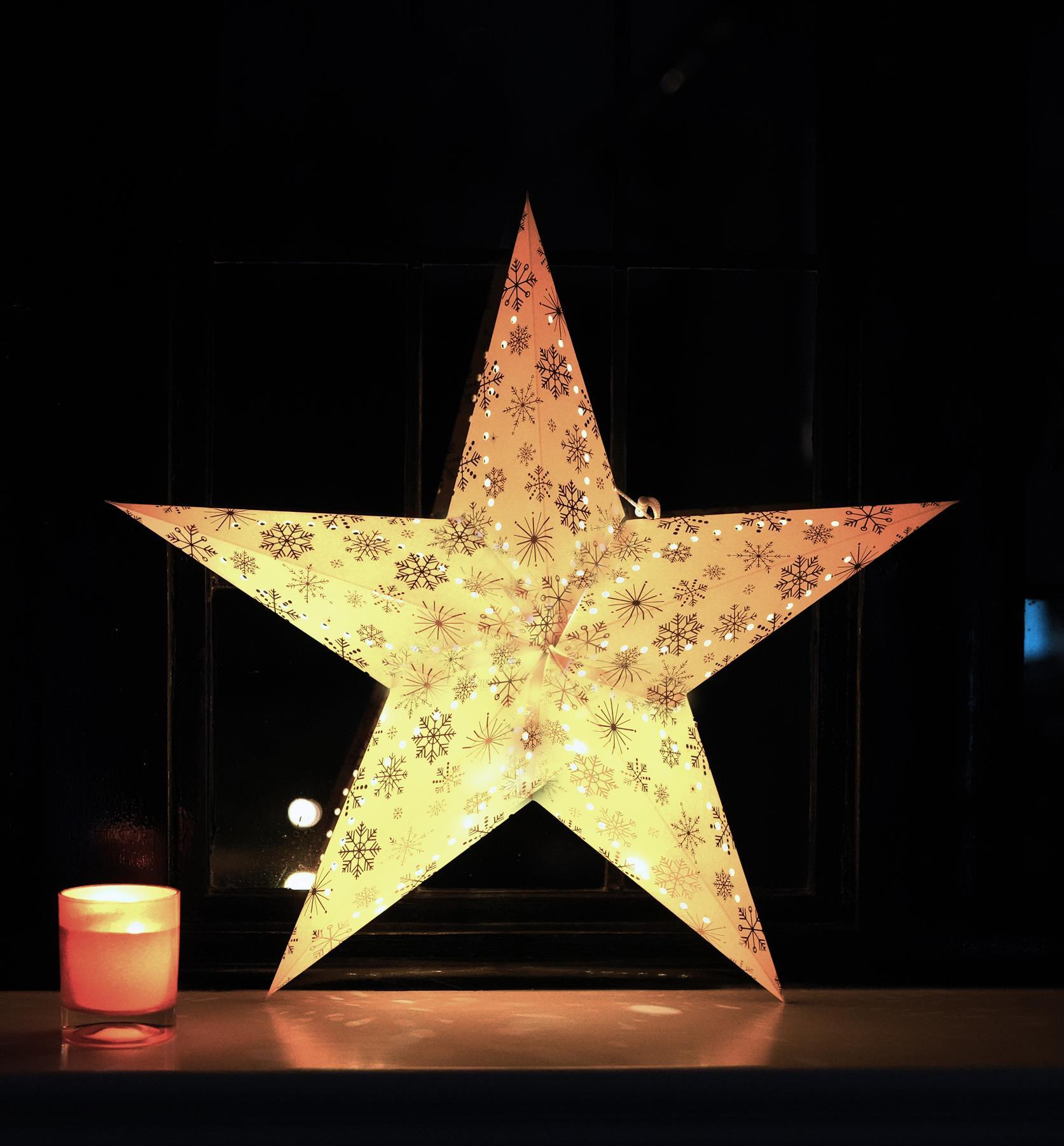LED 60 cm Silver Snowflakes Hanging Paper Star GEEZY - The Magic Toy Shop